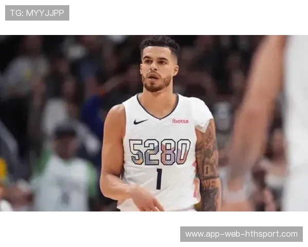 小波特底线抛投轻松得分，篮网攻势不断